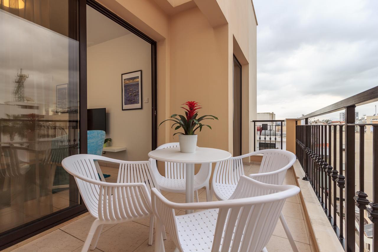 Soho City Apartments 라르나카 외부 사진