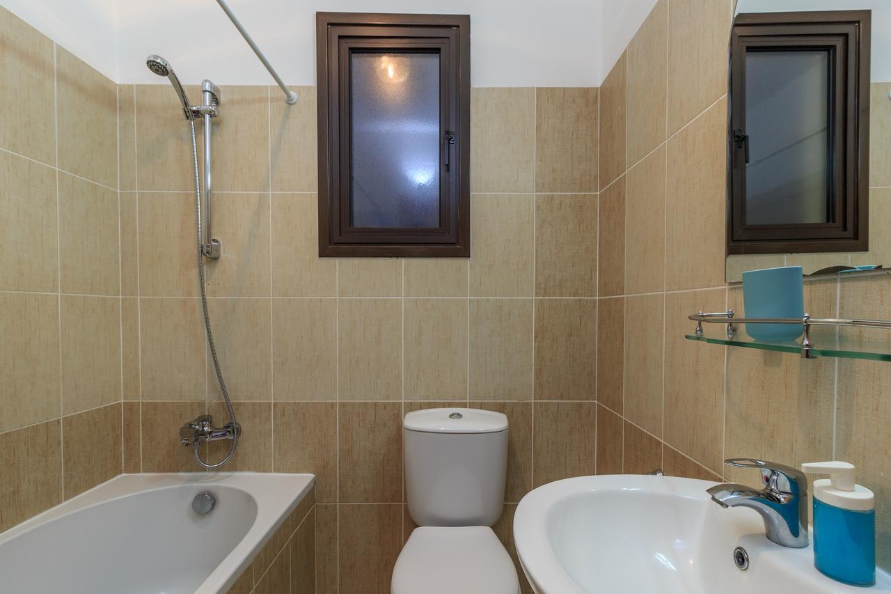 Soho City Apartments 라르나카 외부 사진